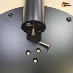 Montaje base de pata a pie de mesa